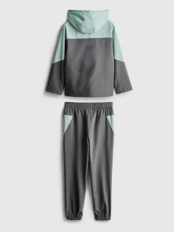 1,5-8 años | Chaqueta y joggers deportivos