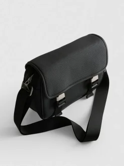 Bandolera con hebilla de The Edit