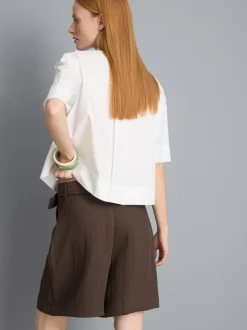 Bermudas texturizadas con cinturón