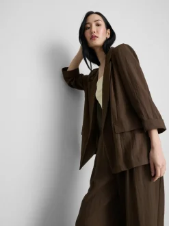 Blazer con solapas de muesca texturizada