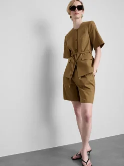 Blazer tipo safari con cinturón en mezcla de algodón
