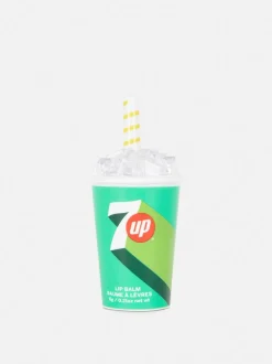 Bálsamo labial 7UP en forma de taza