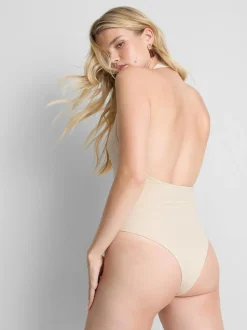 Bodi con escote halter