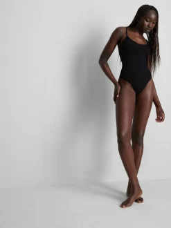 Body con tanga moldeador sin costuras