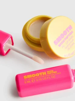 Bolsa con artículos de cuidado labial de PS…