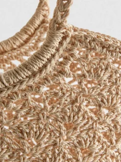 Bolso bombonera de crochet de Paula Echevarría