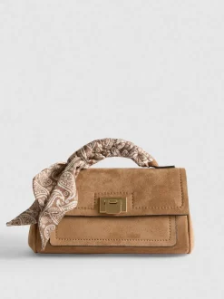 Bolso con asa forrada de pañuelo