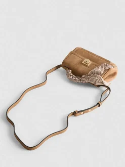 Bolso con asa forrada de pañuelo