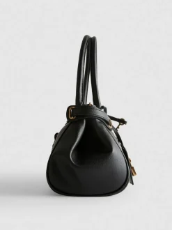 Bolso de hombro con detalle de candado