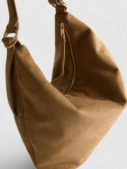 Bolso de hombro desestructurado