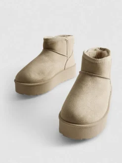 Botines con suela gruesa