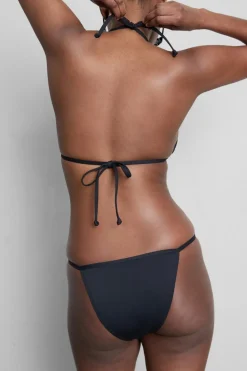 Braguitas de bikini con tachuelas de strass