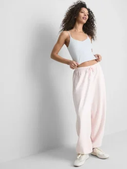 Bralette de algodón con cuello de pico