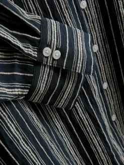 Camisa a rayas holgada