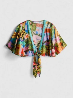 Camisa corta con estampado tropical y lazo