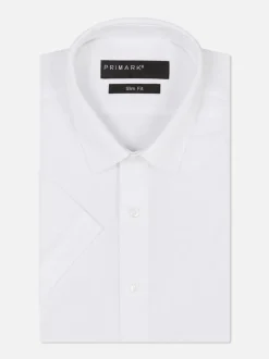 Camisa de manga corta y corte entallado