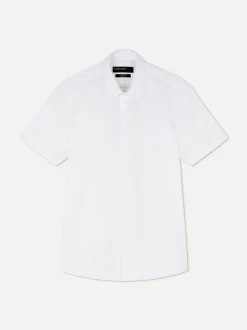 Camisa de manga corta y corte entallado