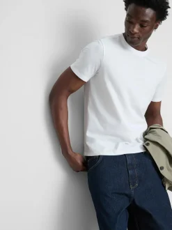 Camiseta blanca de corte recto