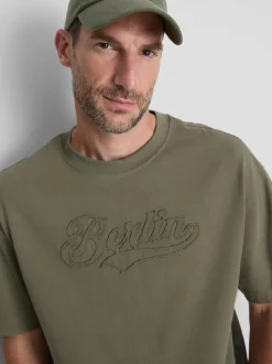Camiseta con aplicación «Berlin»