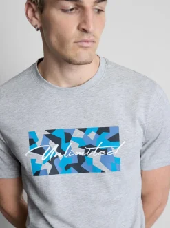 Camiseta con estampado gráfico «Unlimited»