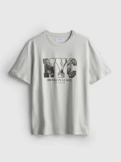 Camiseta con estampado gráfico «NYC»