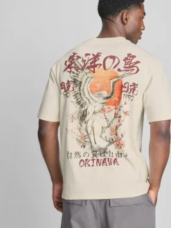 Camiseta con gráfico de grúa