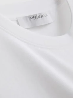 Camiseta de algodón con bajo bordado