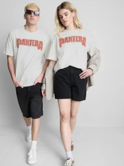 Camiseta de manga corta con gráfico de Pantera