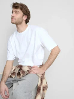 Camiseta de manga corta y corte holgado