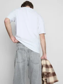 Camiseta de manga corta y corte holgado