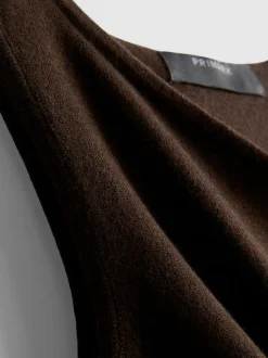 Camiseta de punto con detalle de broche