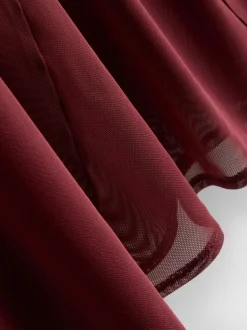 Camiseta de tirantes de malla con escote corazón