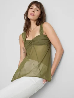 Camiseta de tirantes de malla con escote corazón