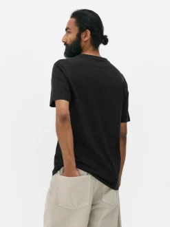 Camiseta elástica de corte entallado
