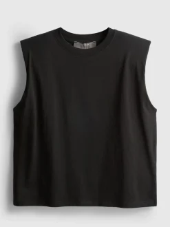 Camiseta sin mangas con hombreras