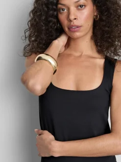 Camiseta sin mangas de escote cuadrado