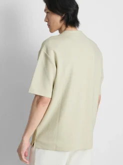 Camiseta texturizada de manga corta de The Edit