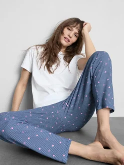Camiseta y pantalón de pijama a cuadros vichy
