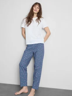 Camiseta y pantalón de pijama a cuadros vichy