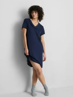 Camisón de encaje rico en modal