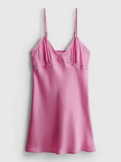 Camisón de satén con ribete de encaje