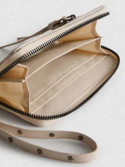 Cartera con cremallera perimetral y muñequera