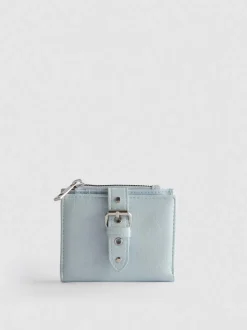 Cartera con cremallera y textura
