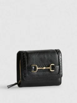 Cartera con detalle de bocado de caballo