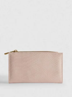 Cartera con efecto piel de cocodrilo