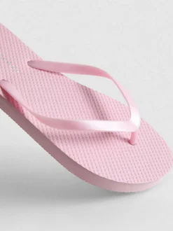 Chanclas básicas