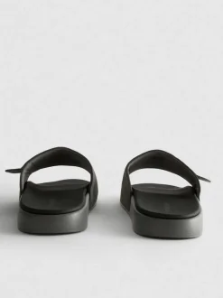 Chanclas con suela gruesa