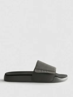 Chanclas con suela gruesa