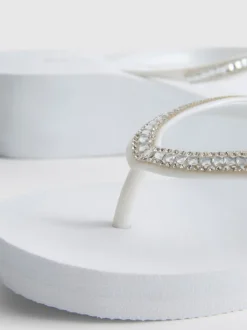 Chanclas de cuña con strass