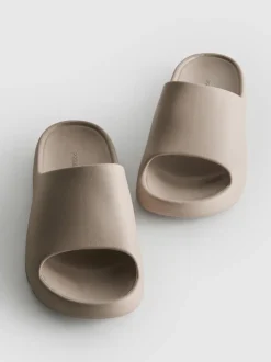 Chanclas de piscina moldeadas